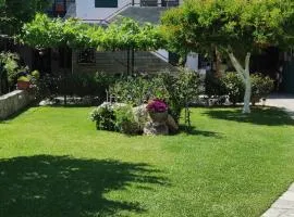 Villa Efi
