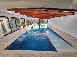 TREND - cazare, gradina, piscina, hotel com piscina em Arad