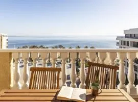 Penthouse Pink seafront