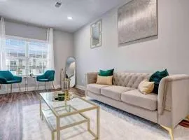 A Taste of Luxe Upscale Condo Near Nashville and Ft Campbell