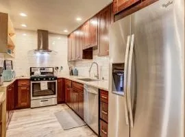 Miztec Mountain - Ping pong & basketball hoop game