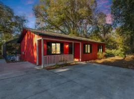 Havana Hideaway 3BR Home with Private Pool and Dedicated Office