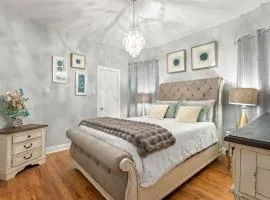 New Luxurious 5BD-2BA Duplex-FREE WINE-2CAR Parking