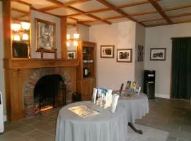 Carmel Wayfarer Inn