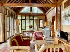 Sang Tirta Resort