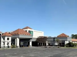 Quality Inn & Suites Baton Rouge West - Port Allen