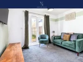 Hampton Peterborough Contractor House - Sleeps 4 - Perfect Stay While Working On Projects