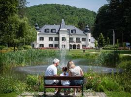 Újhuta Kastélyszálló, hotel v destinaci Háromhuta