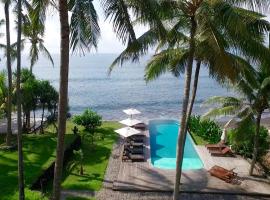 Seraya Shores Bali, hotel dengan parkir di Seraya