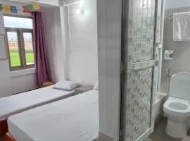 Community Holiday Inn
