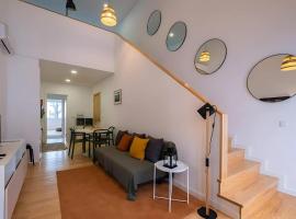 Vila Nova Suite Apt (historic PDL city center)