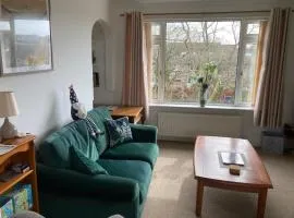 The Waterside Apartment 6