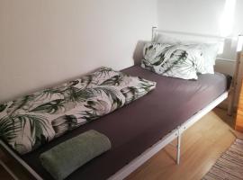 Das rote Zimmer, Hotel in Altenstadt