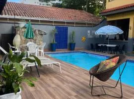 Lindo Sobrado Amarelo -próximo a praia