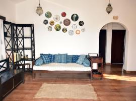 Casa Terrazzo,2bhk apartment in Sucorro-Porvorim, ξενοδοχείο σε Pilerne