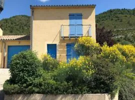 Fitis ! 6 person villa with 1 pool on a residence