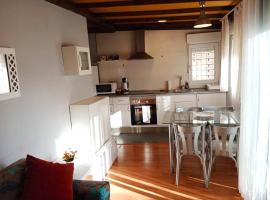 Vacansis Chalet 1 Vedat, hotel in Torrent