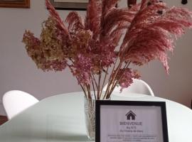 Le num&eacute;ro 5، كوخ في بار لو دوك