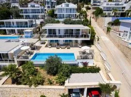Villa Lumiere 2 luxurious 4 bed Villa in Kiziltas Kalkan With sea views