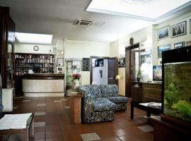 Hotel Artu, hotel Iglesiasban