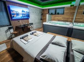 Wellness & Penzion, Laudom, hotel v destinaci Frýdek-Místek