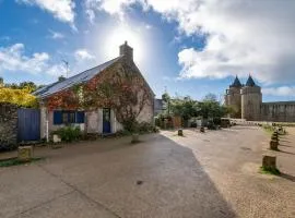 Devant le Château de Suscinio