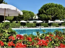 ISA-Apartment 4 beds with common swimming pool in Marina di Bibbona just 350 mt from the sea
