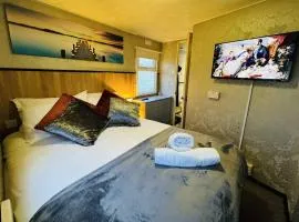 Golden Sands Holiday Home