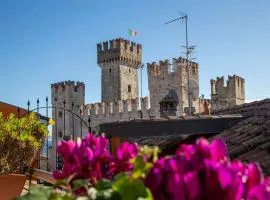 Sirmione4U - Domus by the Castle