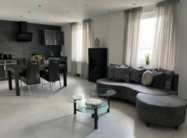 80 Quadratmeter Wohnung in Saarlouis Lisdorf, khách sạn ở Saarlouis