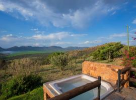 Koraalboom at Benlize, hotel con tinas de hidromasaje en Hartbeespoort