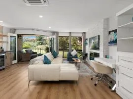 Fairway Haven - CB2507