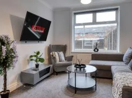 Luxurious 3BR Getaway Sleeps 6 Exclusive Offer