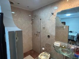 Pousada Sobrado da TACILA, hotel in Guaíra