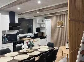 The Wild Swan - Big house with many beds in Odense - Free Parking