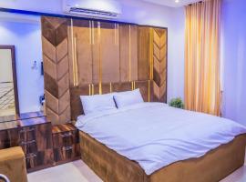 4 Bedroom Luxe Living- Magodo Phase 1 - 247 POWER, hotel v destinaci Magodo
