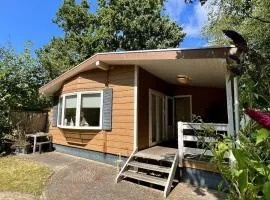 Small family chalet close to beach