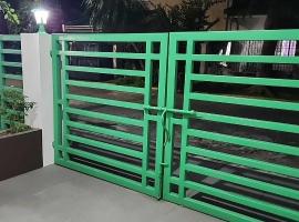 Short Stay BF Resort, hotel v destinaci Manila