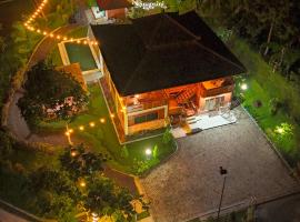 Kayana Hills by Nginapsini, hotel v destinaci Megamendung
