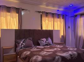 Super Studio avec Jacuzzi à Diamniadio, apartmán v destinaci Déni Diarke