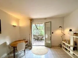 Appartement niché dans la verdure
