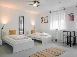 EasyOne Apartments