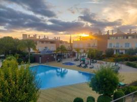 Casa Cabanas - Cabanas Gardens, hotel in Cabanas de Tavira