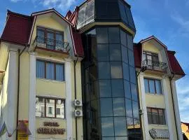 Hotel&Restaurant SENATOR