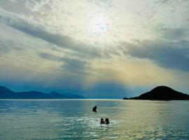 San Giovanni, Hotel in Blace