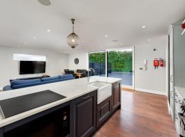 The Secret Lodge: Ashbourne şehrinde bir otel