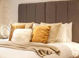 Niru Experience Jewel Of Ifield Road