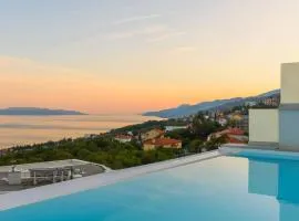 Villa The Boat for 6 plus 2 near Opatija with sea view & infinity pool at balcony