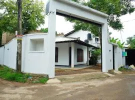 Mirissa Gallivant Resort