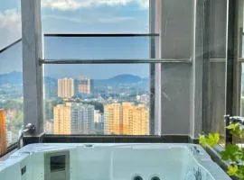 Private JACUZZi with Outdoor Cinema 7pax-Jonker